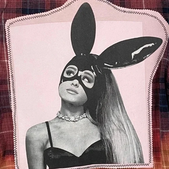 Ariana Grande Plaid Flannel Shirt Womens Size Medium Large Pink Ombre Bleached - Picture 8 of 15
